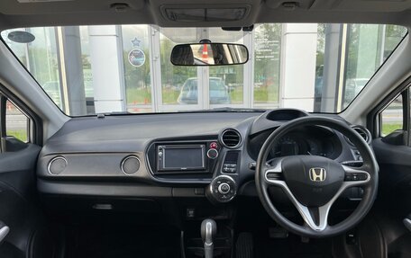 Honda Insight II рестайлинг, 2012 год, 920 000 рублей, 22 фотография