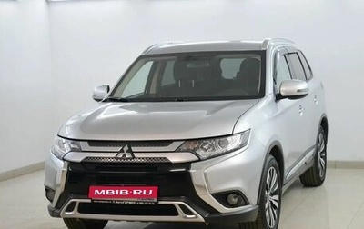 Mitsubishi Outlander III рестайлинг 3, 2020 год, 2 415 000 рублей, 1 фотография