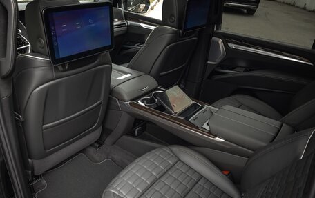 Cadillac Escalade V, 2025 год, 21 800 000 рублей, 12 фотография