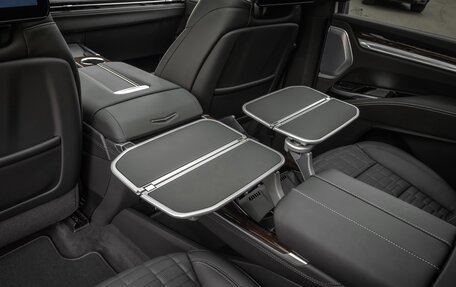 Cadillac Escalade V, 2025 год, 21 800 000 рублей, 13 фотография