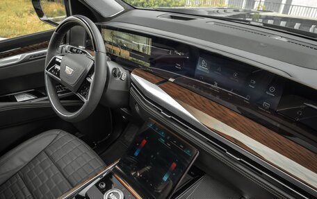 Cadillac Escalade V, 2025 год, 21 800 000 рублей, 18 фотография