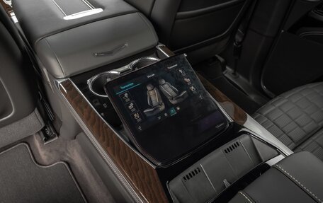 Cadillac Escalade V, 2025 год, 21 800 000 рублей, 30 фотография