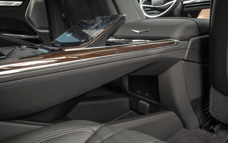 Cadillac Escalade V, 2025 год, 21 800 000 рублей, 33 фотография