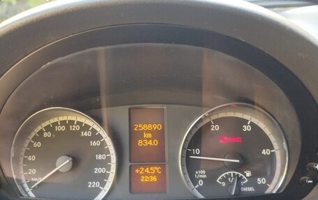 Mercedes-Benz Vito, 2007 год, 1 300 000 рублей, 18 фотография