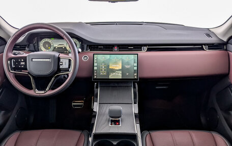 Land Rover Range Rover Evoque II, 2024 год, 7 400 000 рублей, 10 фотография
