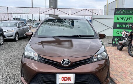 Toyota Vitz, 2015 год, 880 000 рублей, 2 фотография