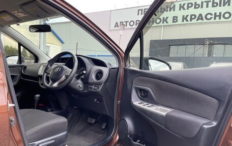 Toyota Vitz, 2015 год, 880 000 рублей, 9 фотография