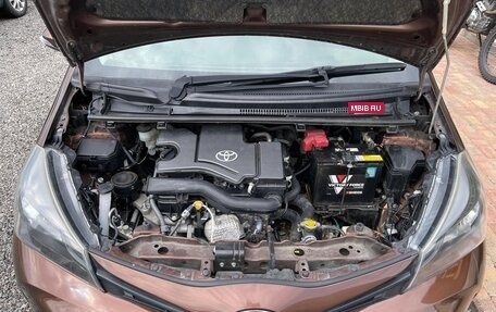 Toyota Vitz, 2015 год, 880 000 рублей, 29 фотография