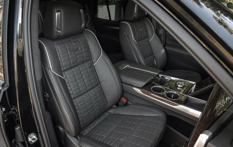 Cadillac Escalade V, 2025 год, 20 500 000 рублей, 21 фотография