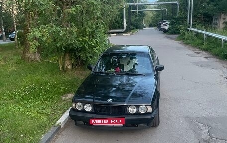 BMW 5 серия, 1990 год, 400 000 рублей, 2 фотография