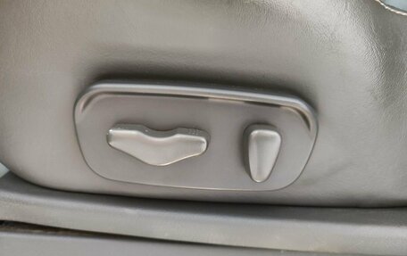 Nissan Pathfinder, 2010 год, 1 379 000 рублей, 17 фотография