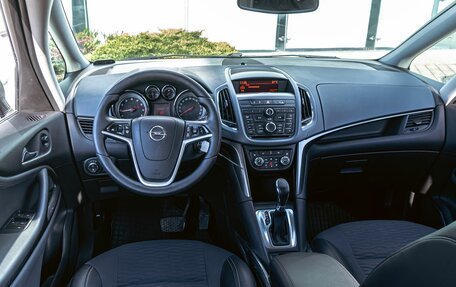 Opel Zafira C рестайлинг, 2013 год, 1 095 000 рублей, 20 фотография