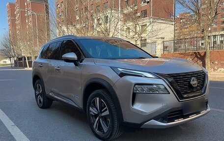 Nissan X-Trail, 2023 год, 3 100 000 рублей, 3 фотография
