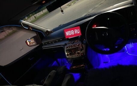 Nissan Elgrand III, 2006 год, 1 350 000 рублей, 6 фотография