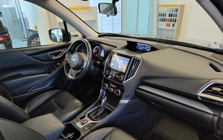 Subaru Forester, 2019 год, 2 425 000 рублей, 5 фотография