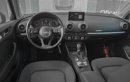 Audi A3, 2018 год, 1 890 000 рублей, 6 фотография