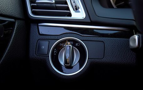 Mercedes-Benz E-Класс, 2015 год, 2 420 000 рублей, 19 фотография