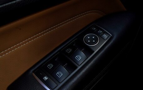 Mercedes-Benz E-Класс, 2015 год, 2 420 000 рублей, 21 фотография