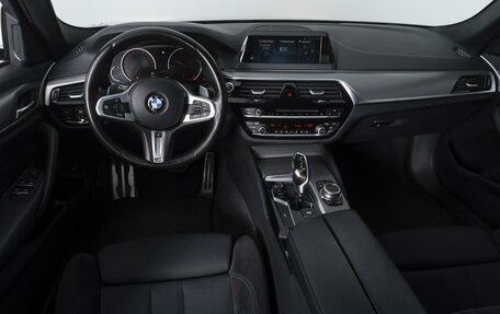 BMW 5 серия, 2019 год, 3 679 000 рублей, 9 фотография