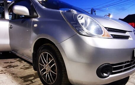 Nissan Note II рестайлинг, 2005 год, 650 000 рублей, 15 фотография