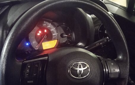 Toyota Vitz, 2018 год, 1 200 000 рублей, 7 фотография