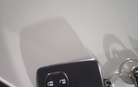 Toyota Vitz, 2018 год, 1 200 000 рублей, 16 фотография
