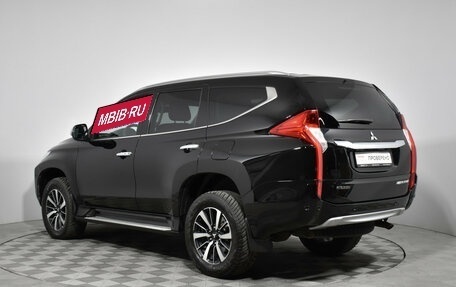 Mitsubishi Pajero Sport III рестайлинг, 2017 год, 2 270 000 рублей, 7 фотография
