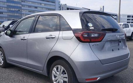 Honda Fit, 2022 год, 1 150 000 рублей, 3 фотография