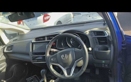 Honda Fit III, 2014 год, 900 000 рублей, 14 фотография