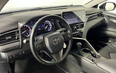Toyota Camry, 2021 год, 2 680 000 рублей, 12 фотография
