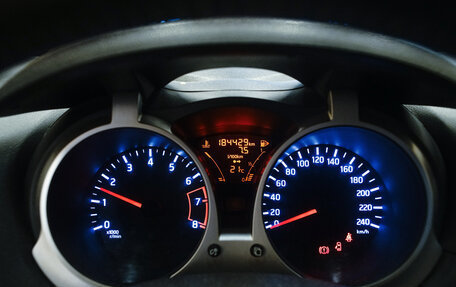 Nissan Juke II, 2014 год, 990 000 рублей, 12 фотография