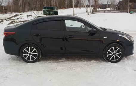 KIA Rio IV, 2018 год, 1 455 000 рублей, 5 фотография