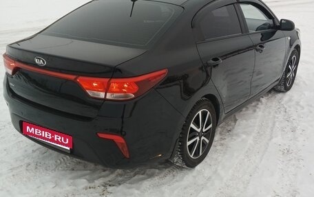 KIA Rio IV, 2018 год, 1 455 000 рублей, 4 фотография