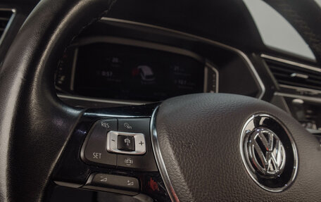 Volkswagen Tiguan II, 2020 год, 3 199 000 рублей, 12 фотография