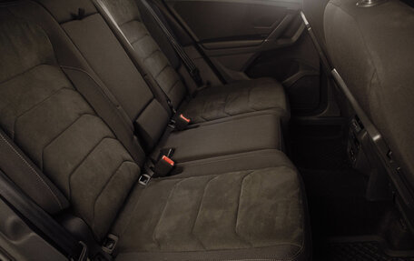 Volkswagen Tiguan II, 2020 год, 3 199 000 рублей, 19 фотография