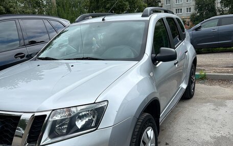 Nissan Terrano III, 2015 год, 900 000 рублей, 6 фотография