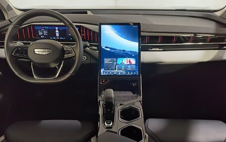 Geely Atlas, 2024 год, 2 690 000 рублей, 11 фотография