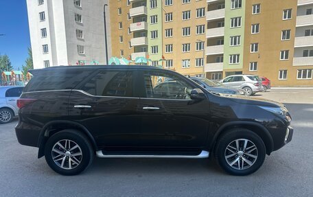 Toyota Fortuner II, 2017 год, 2 850 000 рублей, 6 фотография