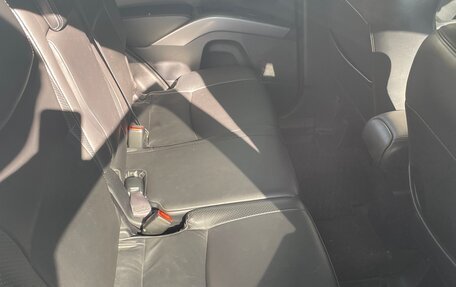 Mitsubishi Outlander III рестайлинг 3, 2008 год, 985 000 рублей, 9 фотография