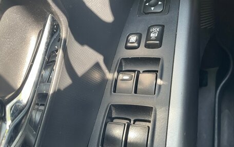 Mitsubishi Outlander III рестайлинг 3, 2008 год, 985 000 рублей, 18 фотография