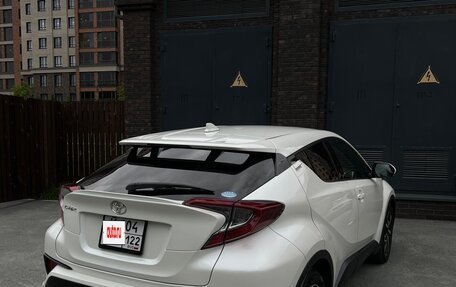 Toyota C-HR I рестайлинг, 2019 год, 1 800 000 рублей, 4 фотография