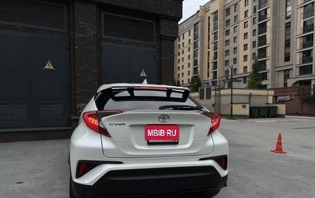 Toyota C-HR I рестайлинг, 2019 год, 1 800 000 рублей, 12 фотография