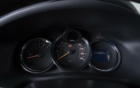 Renault Sandero II рестайлинг, 2015 год, 785 000 рублей, 17 фотография