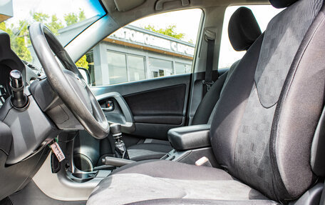 Toyota RAV4, 2011 год, 1 369 000 рублей, 16 фотография