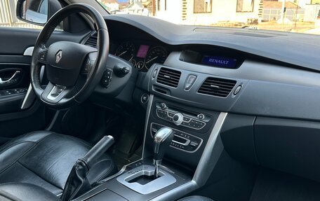 Renault Latitude I, 2013 год, 900 000 рублей, 7 фотография