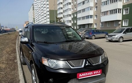 Mitsubishi Outlander III рестайлинг 3, 2008 год, 1 350 000 рублей, 2 фотография