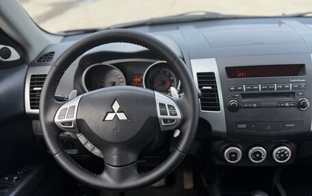 Mitsubishi Outlander III рестайлинг 3, 2008 год, 1 350 000 рублей, 10 фотография