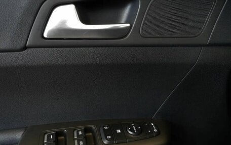 KIA Sportage IV рестайлинг, 2021 год, 2 350 000 рублей, 10 фотография