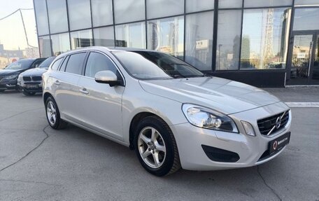 Volvo V60 I, 2012 год, 920 000 рублей, 2 фотография
