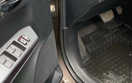 Toyota RAV4, 2018 год, 2 400 000 рублей, 13 фотография